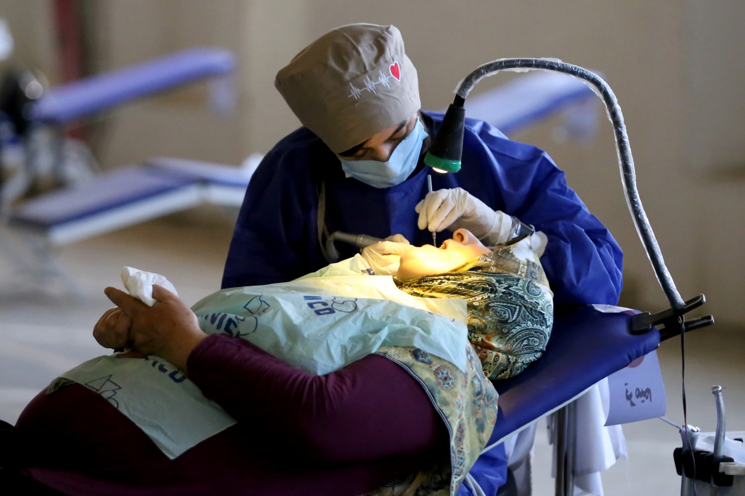 بیش از ۱۵۰۰ خدمت دندانپزشکی در بزرگترین اردو جهادی درمانی بابل ارائه شد / نشاندن لبخند بر لبها، بالاترین دستمزد